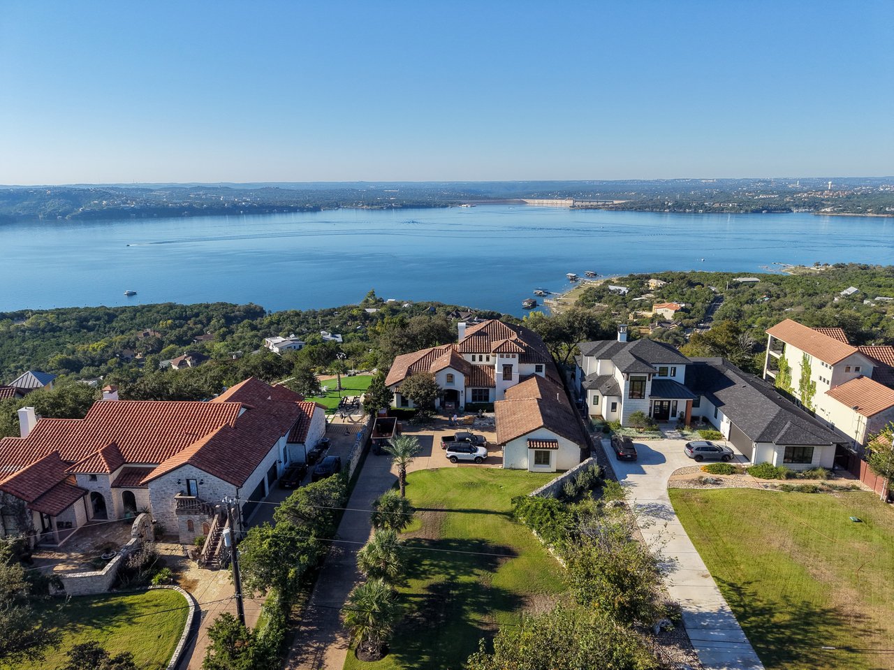 13907 Panorama Dr