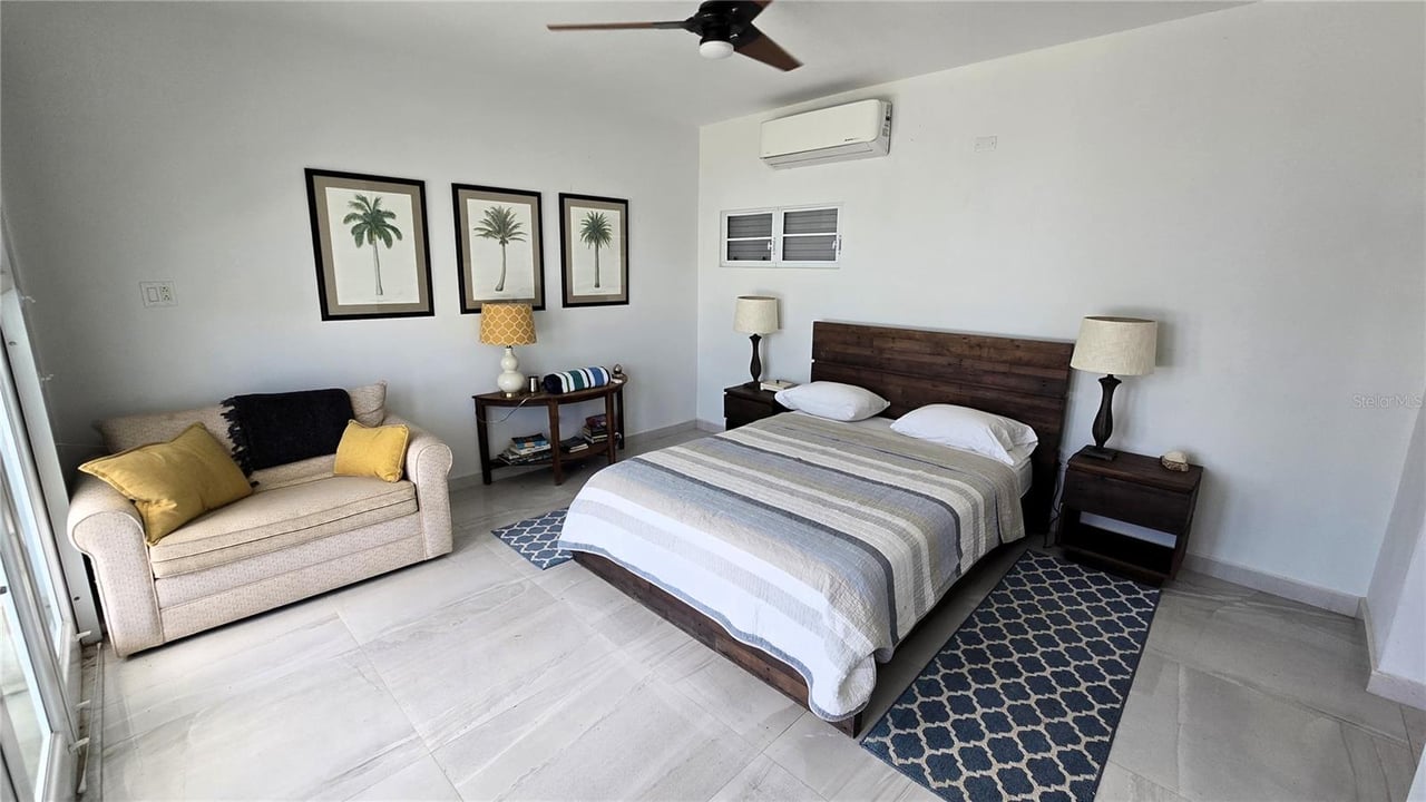 3 LA QUINTA MELONES BEACH BARRIO FLAMENCO