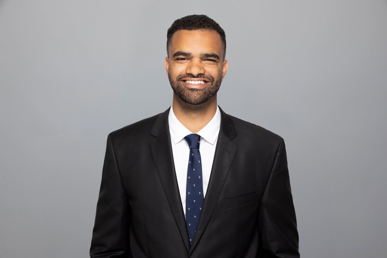 Greg  Fernando