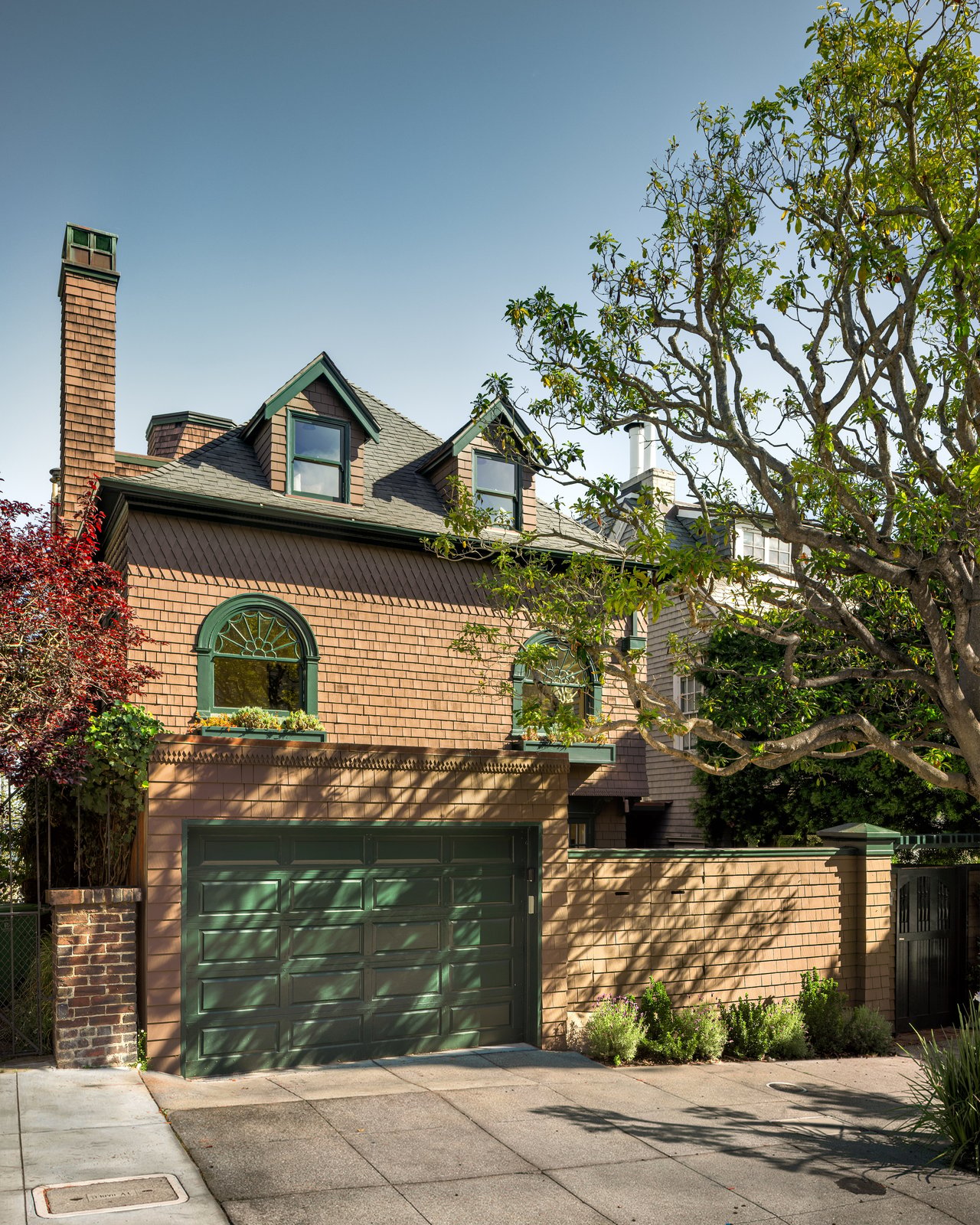 2512 Union Street