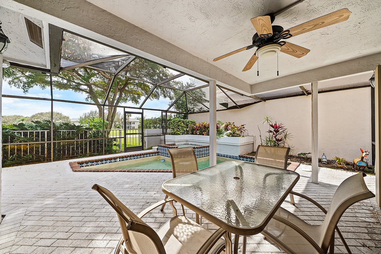 5068 Via De Amalfi Drive