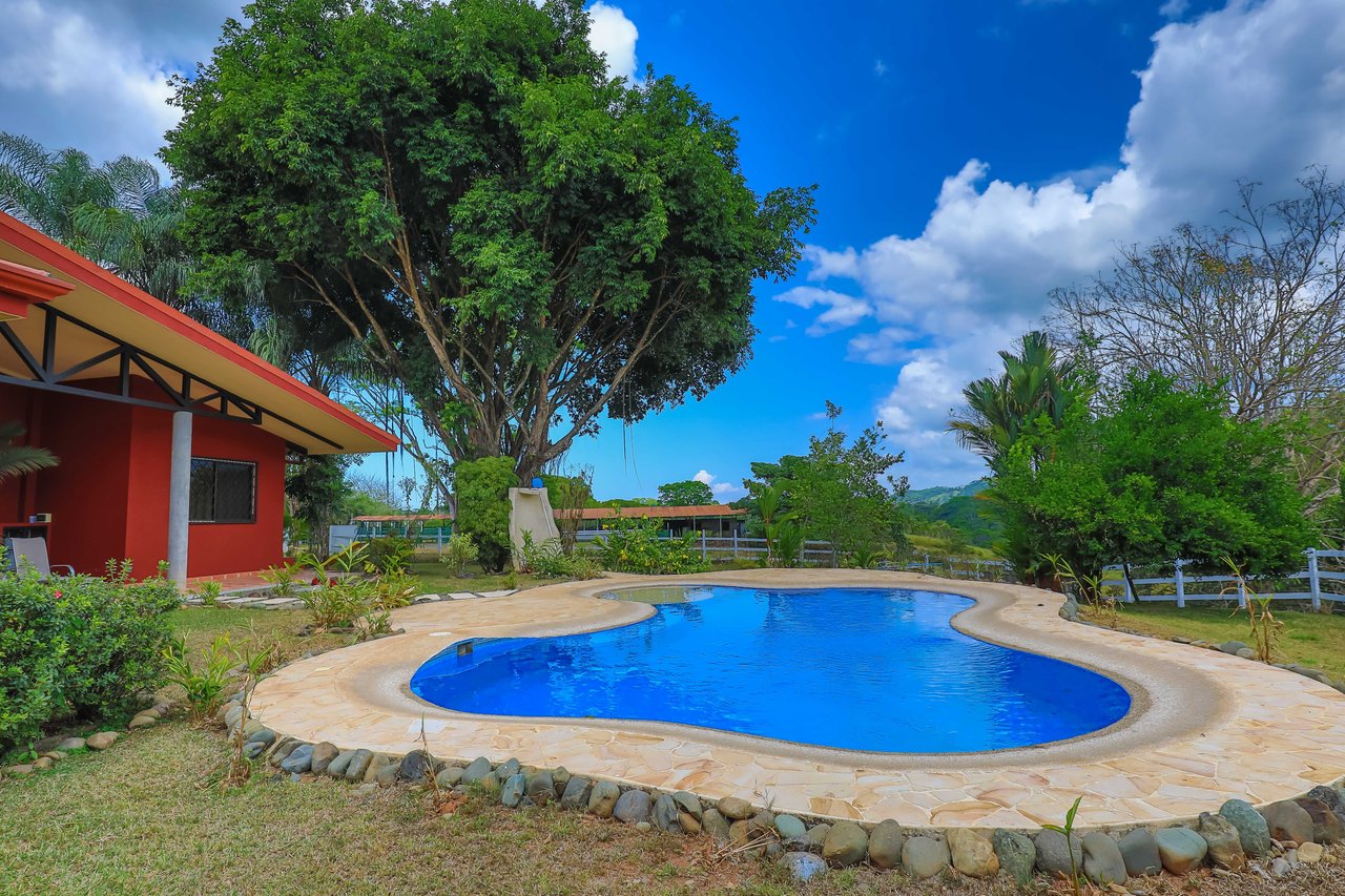 Hacienda-Style Retreat For Sale in Naranjito
