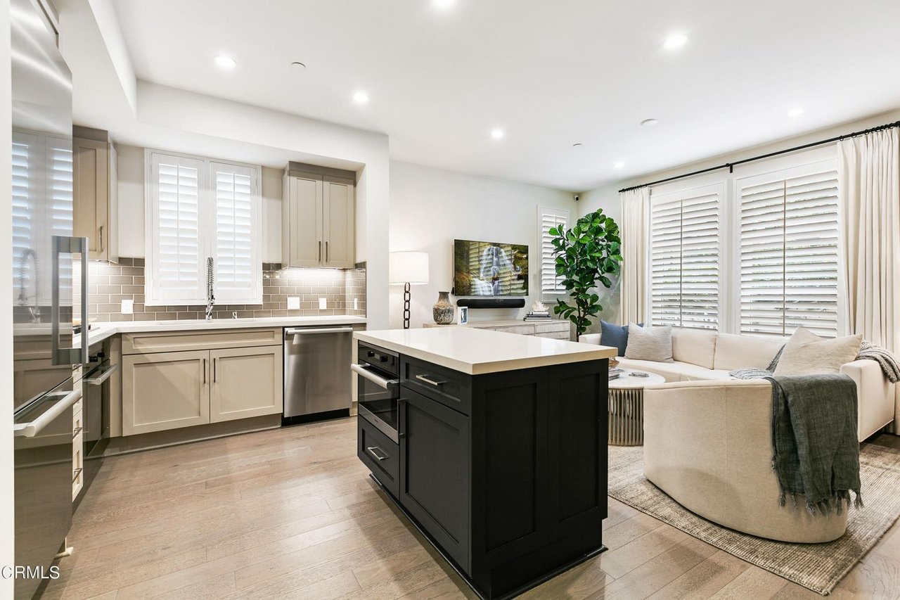 820 Mission St, #110