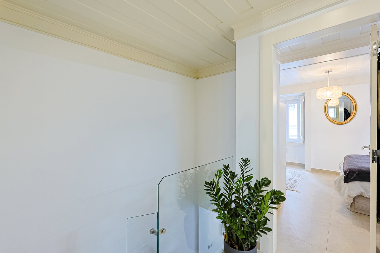 Trendy 1-Bedroom Duplex with Private Terrace in Lisbon’s Historic Heart