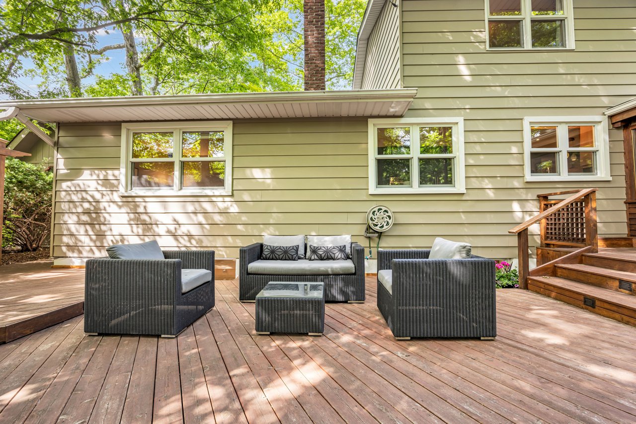 1346 Whiteoaks Avenue, Mississauga