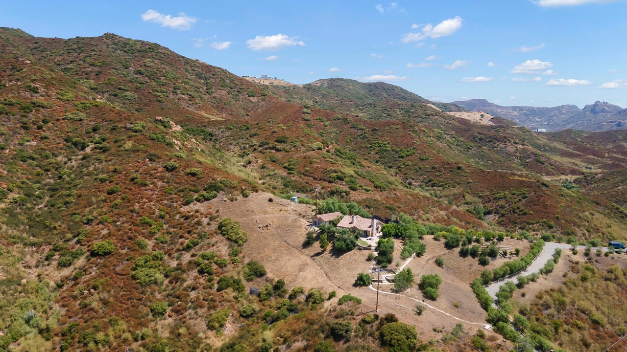 33467 Mulholland Highway