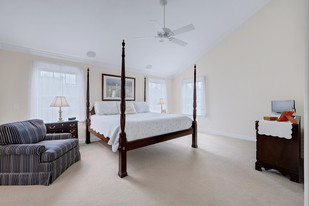 608 Cadillac Dr, Wheaton IL – Stunning Seifert Builders Home with 5 Bedrooms & 4 Baths Listed at $900,000