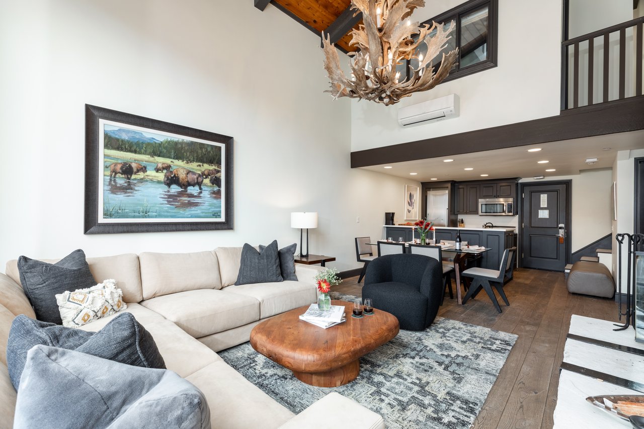 The Lodge at Vail Condominiums #360