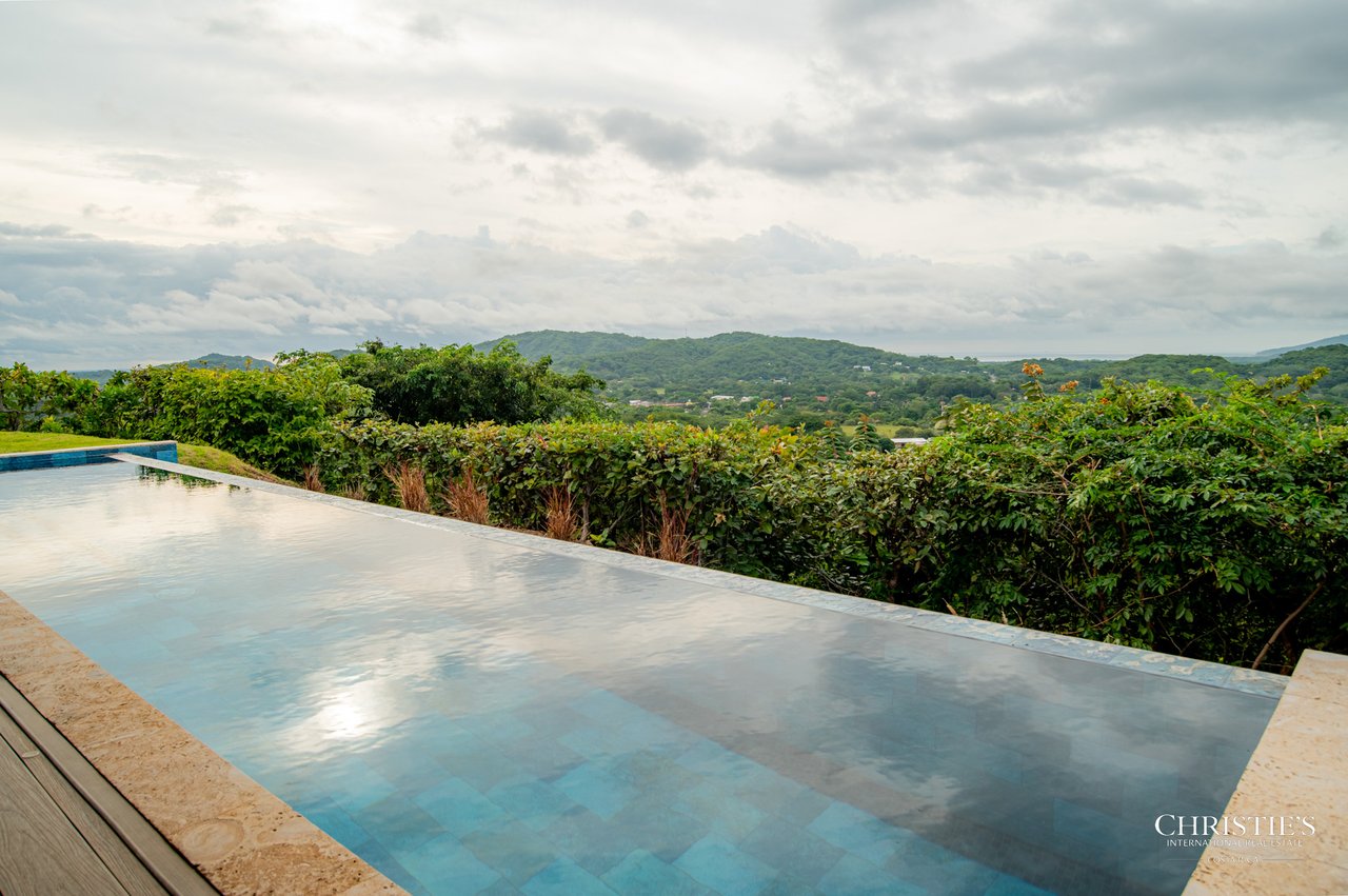 Toltec Estate & Casa Lunax Oceanview Investment Compound