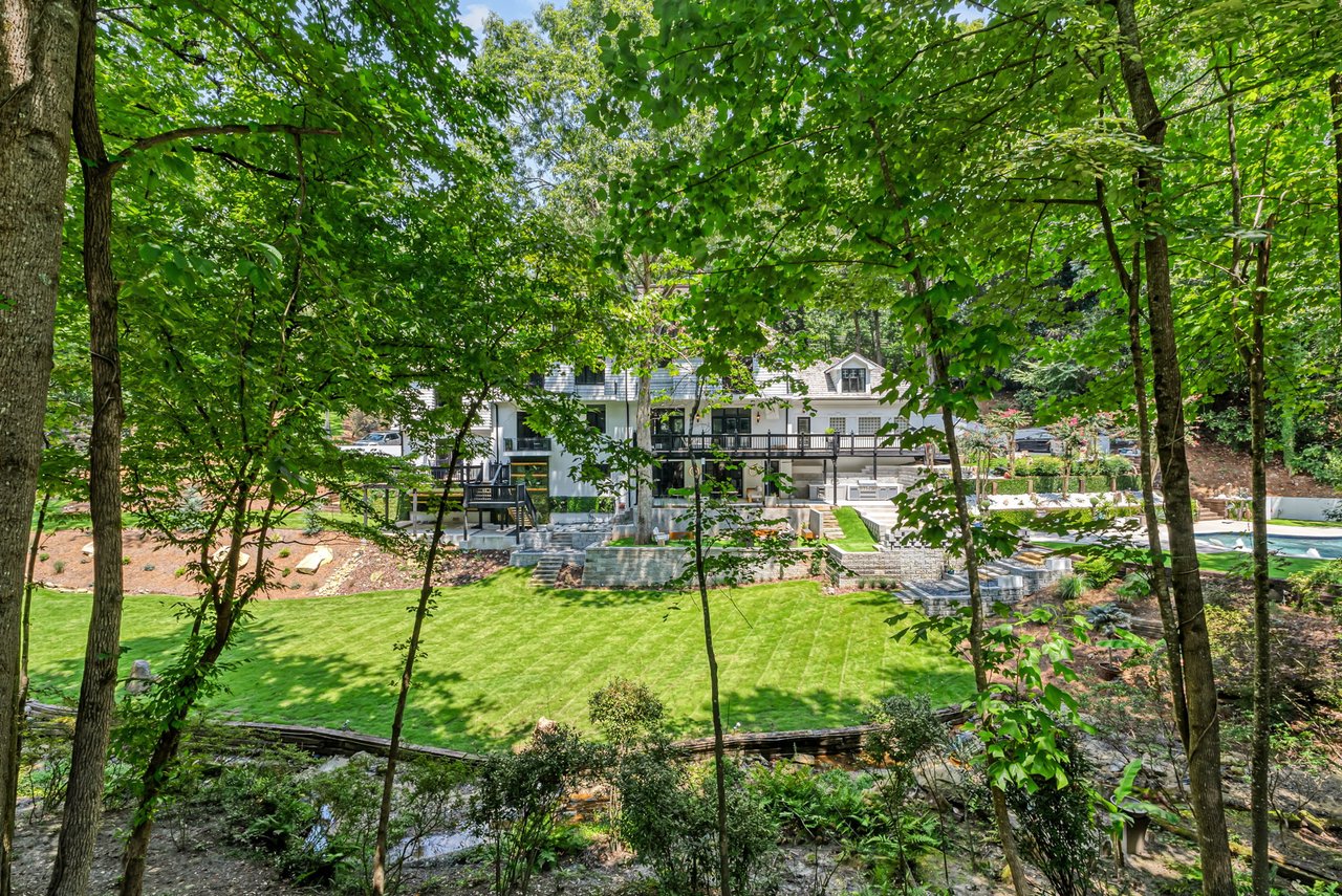 W Paces Ferry Drive