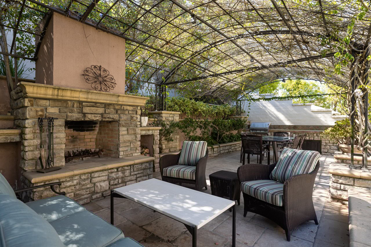 23 Gleneagles Drive