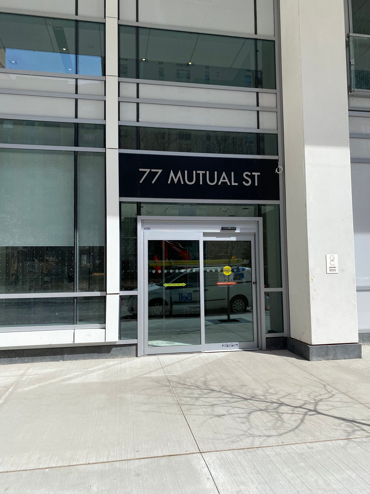 77 Mutual Street Unit: 2206