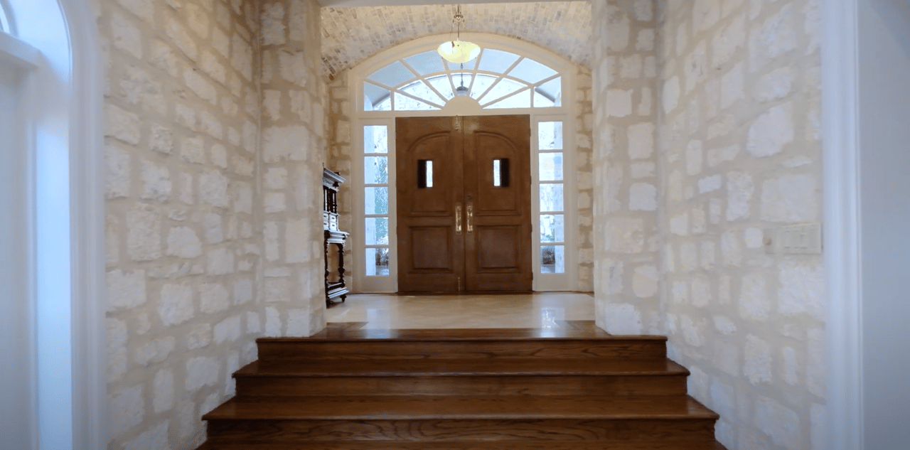 9 Carriage Hills