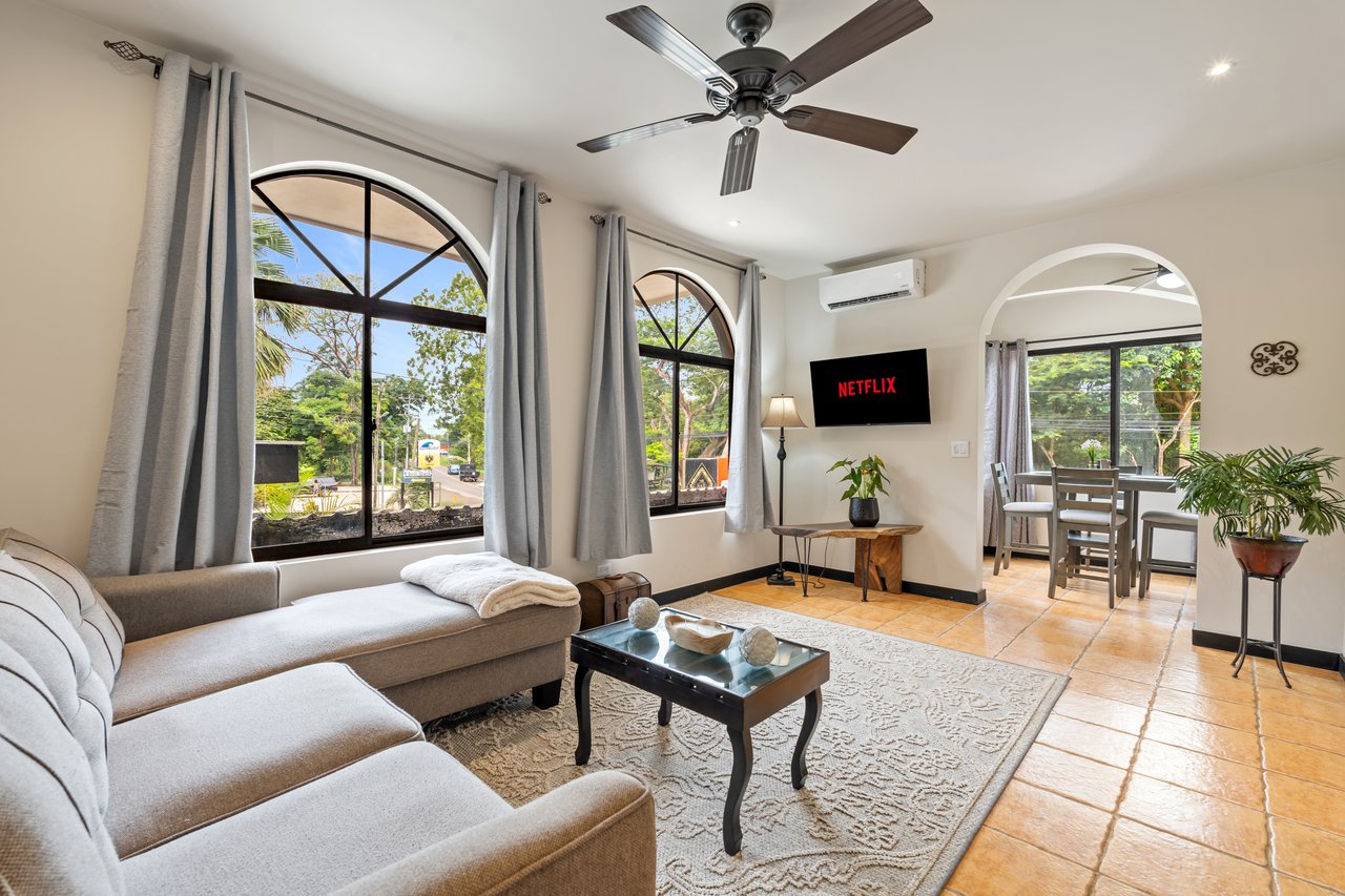 Laughing Gecko Suites | Beach Suites / Boutique Hotel For Sale