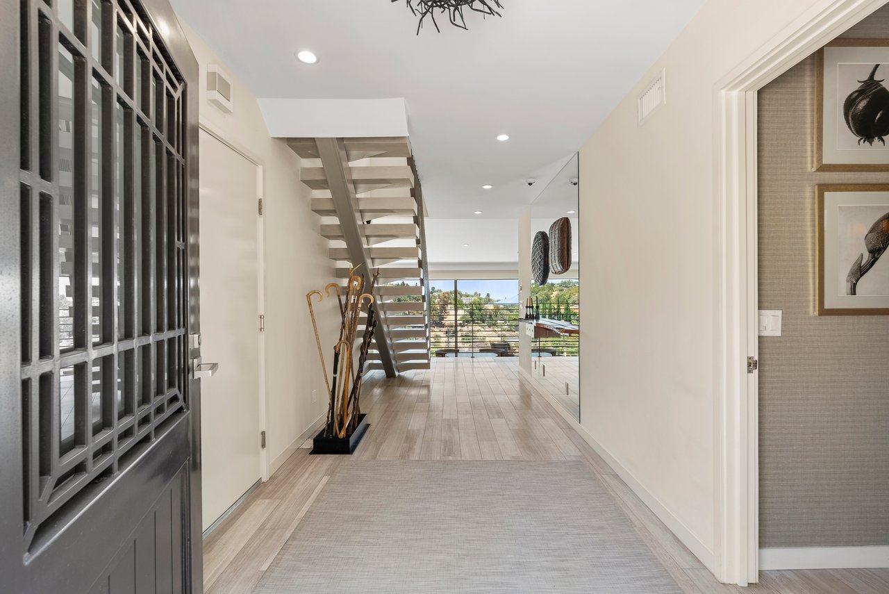 1364 Angelo Dr, BHPO