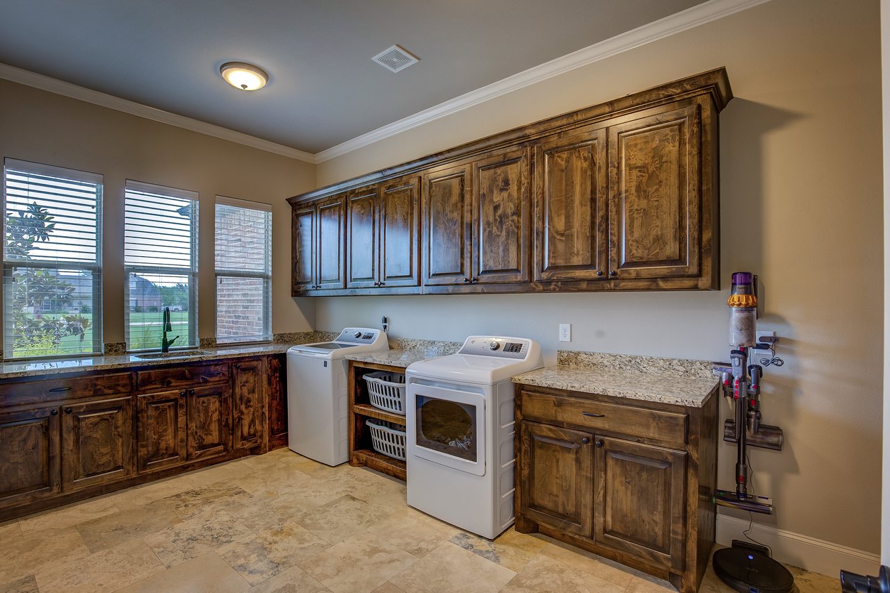 552 Horseshoe Bend