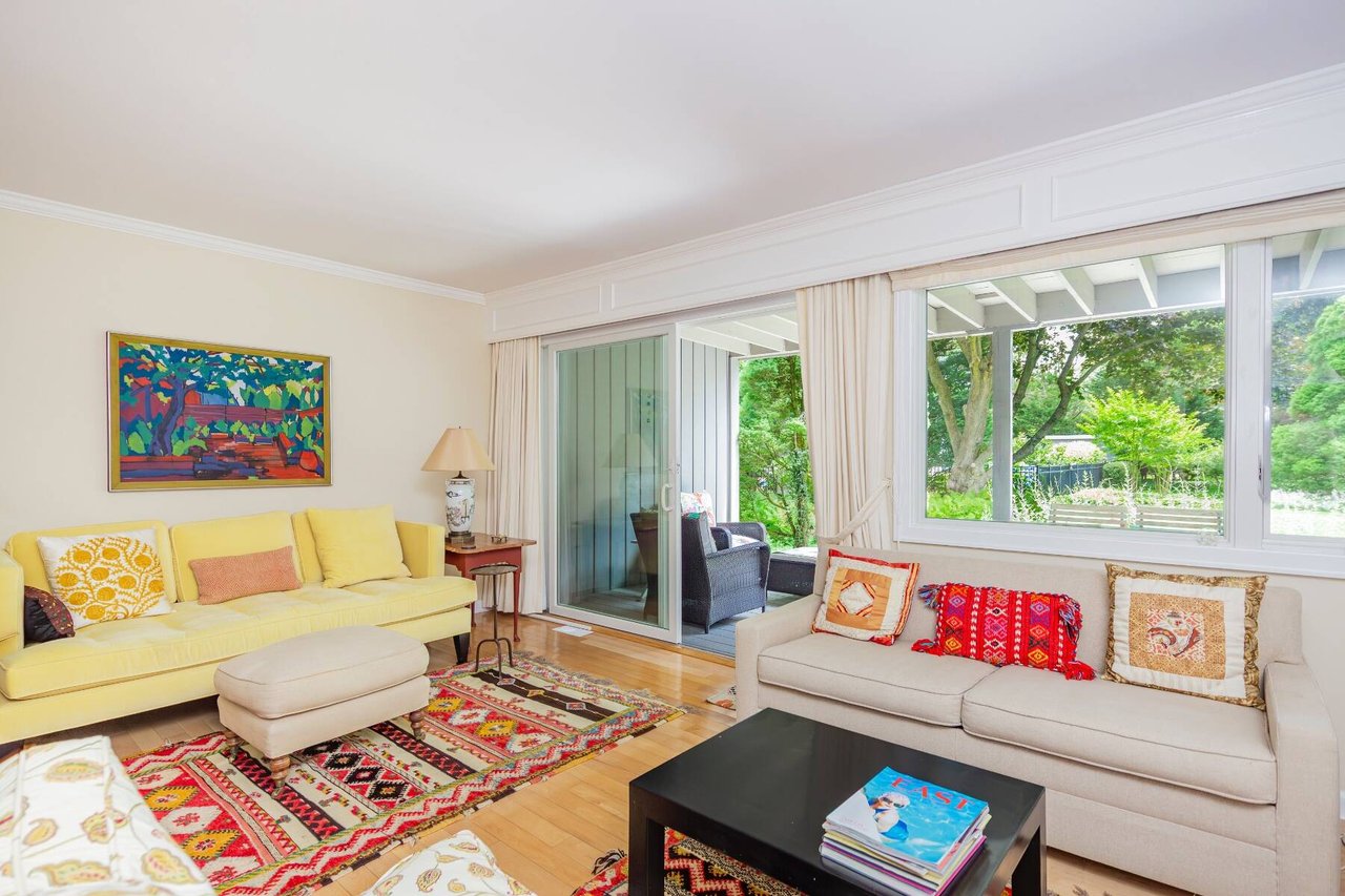 514 Pantigo Rd Unit 5