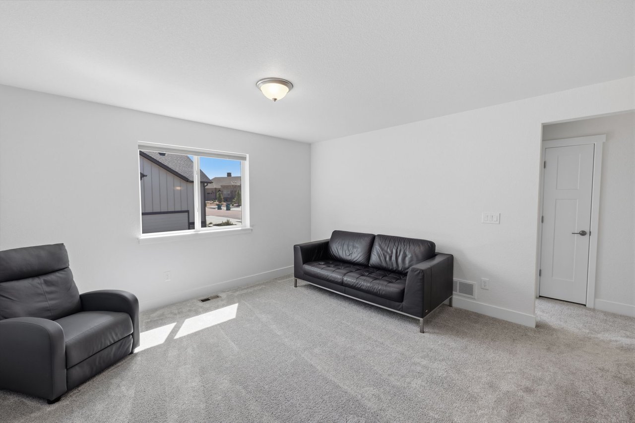 1952 Clayhouse Drive