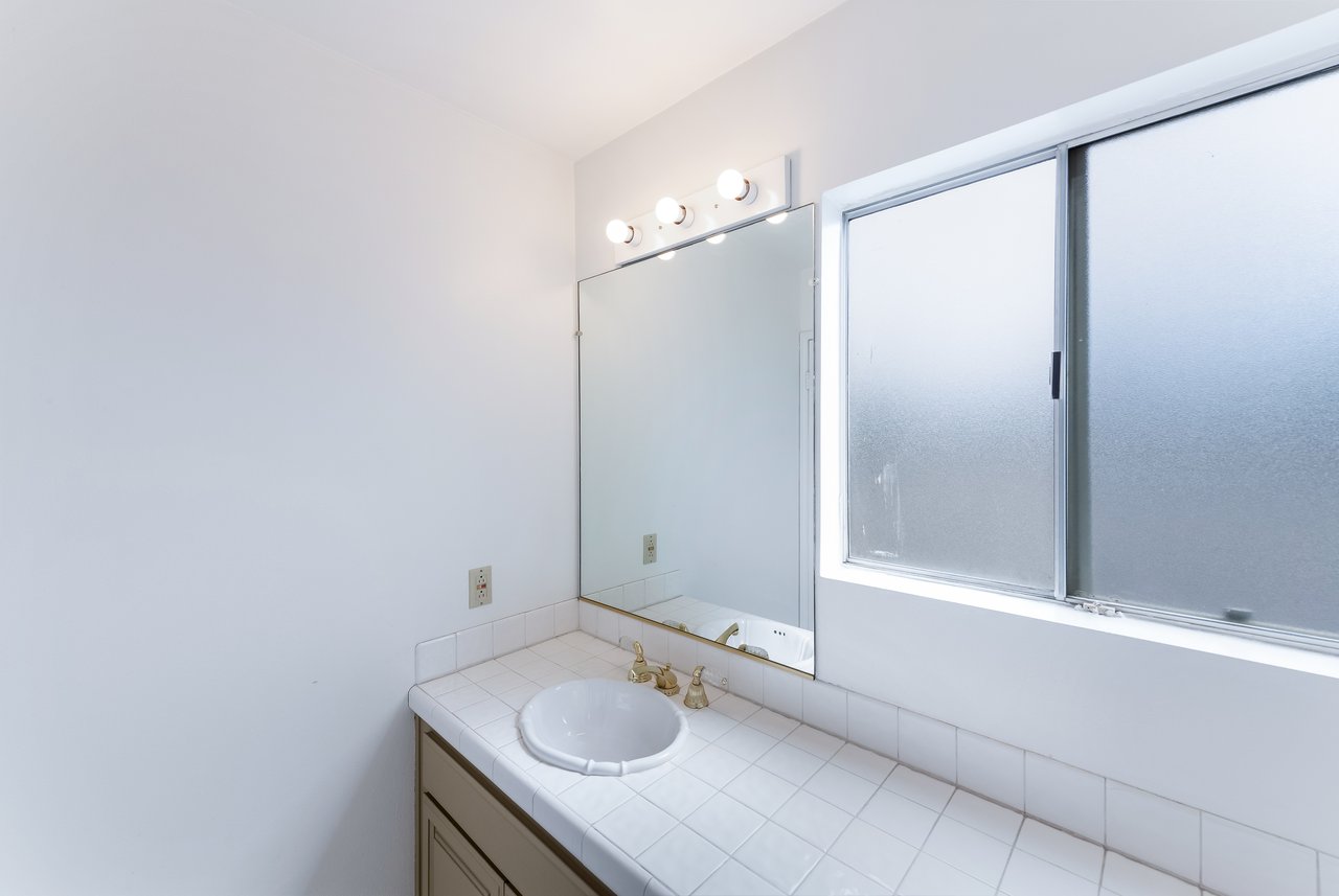 1930 S Beverly Glen Blvd #306