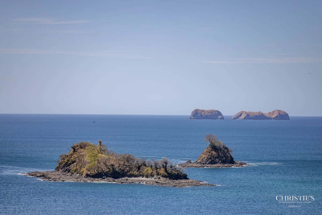 Casa Chameleon Residences Villa #3