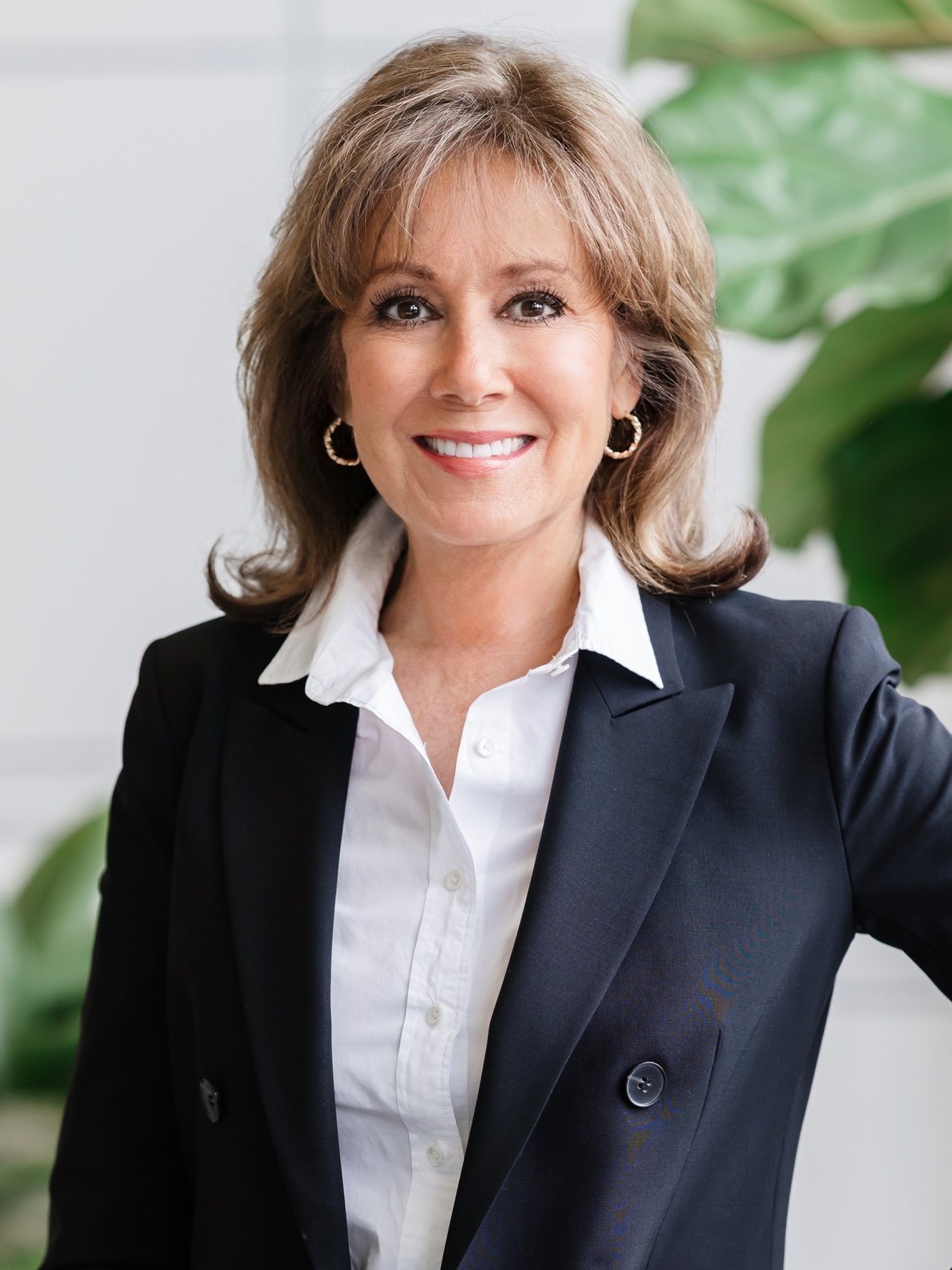 Suzanne Dils