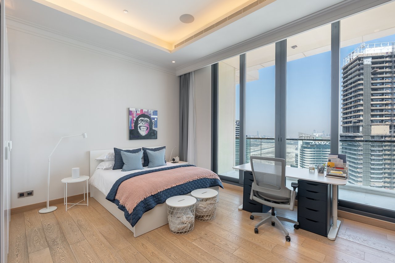 The 118 - Full Floor Apartment 