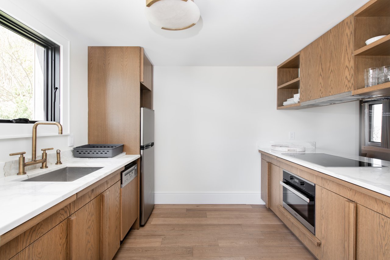 272 Old Montauk Highway, Cottage 2