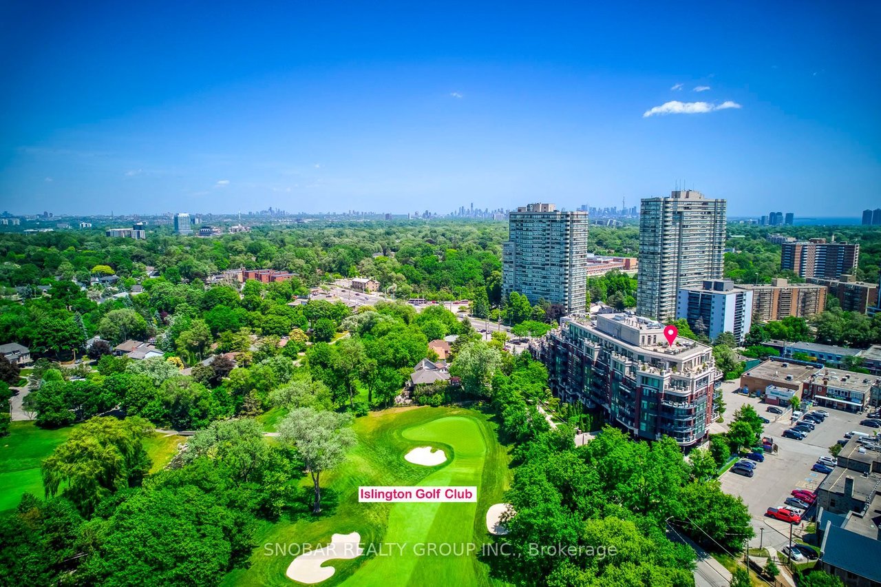 PENTHOUSE WITH GOLF PERKS