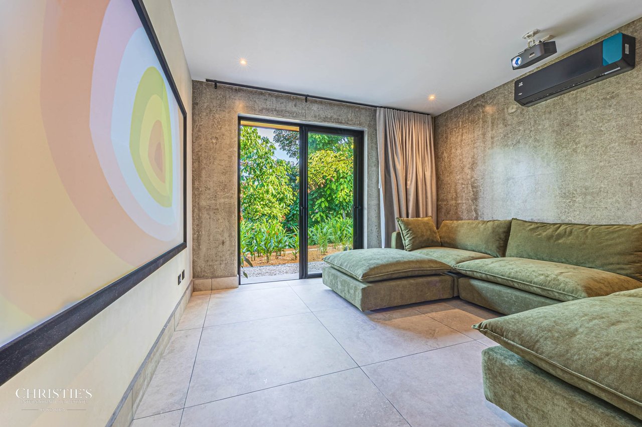 Brand New Contemporary Tropical Villa Overlooking the Iconic Whale’s Tail