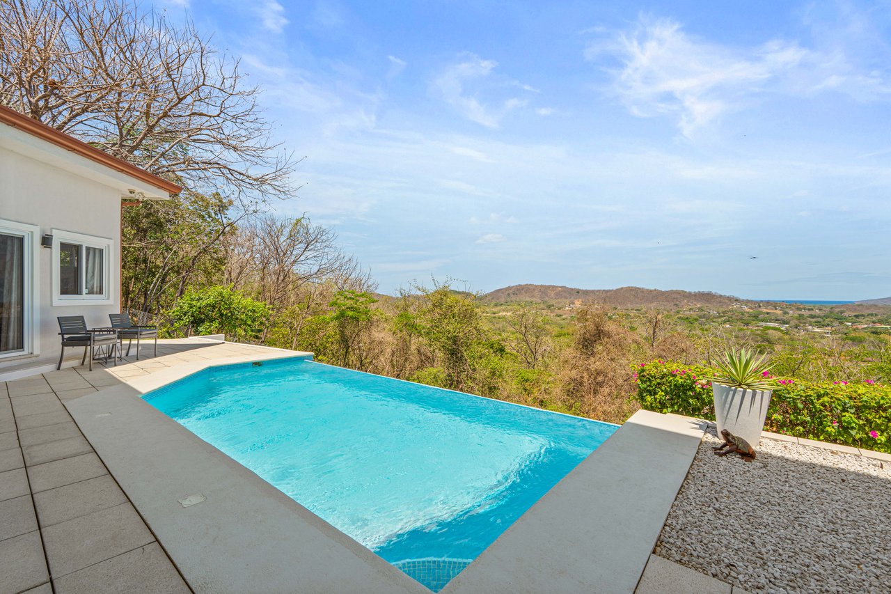 Casa Por Fin | 4-Bedroom Ocean-View Home in Gated Community, just 10 minutes from Tamarindo!