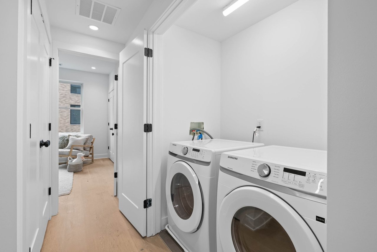 656 Fairmount Ave, Philadelphia, PA 19123