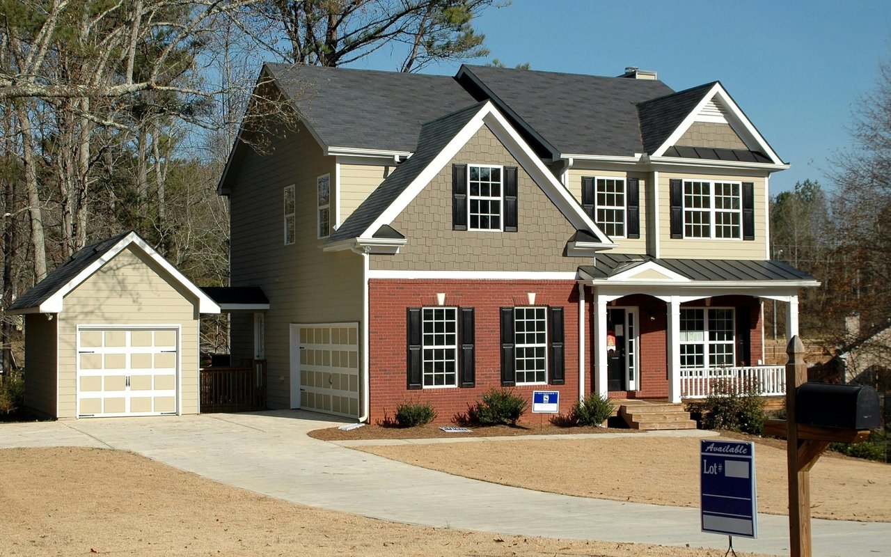 Your Home Has Been on the Market for Weeks. Here's What to Do Next