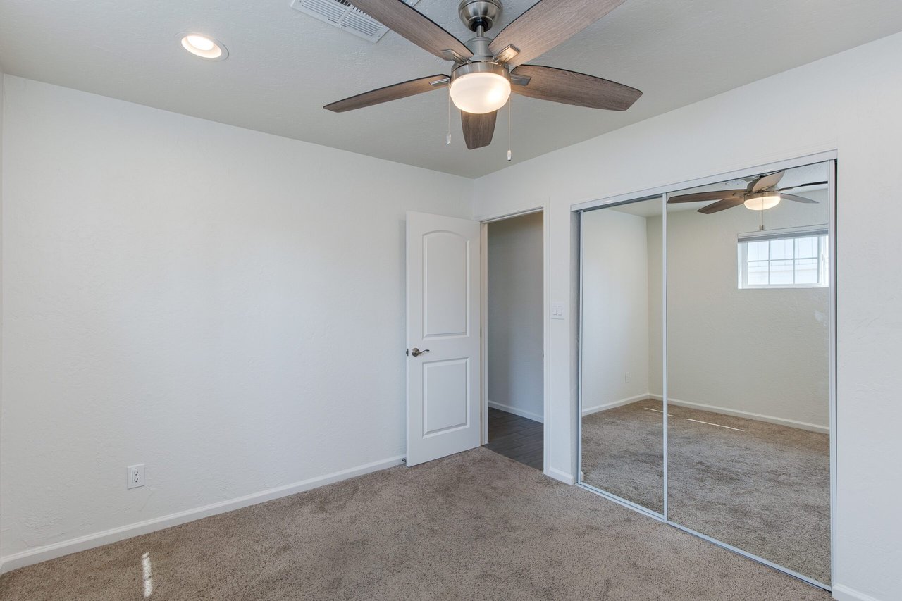 821 E Cavalier Dr.