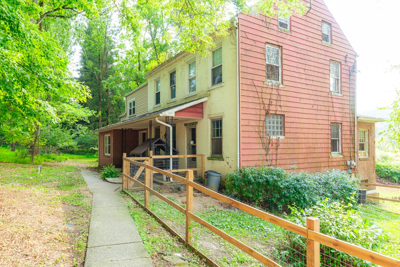 3808 Kozy Korner Road