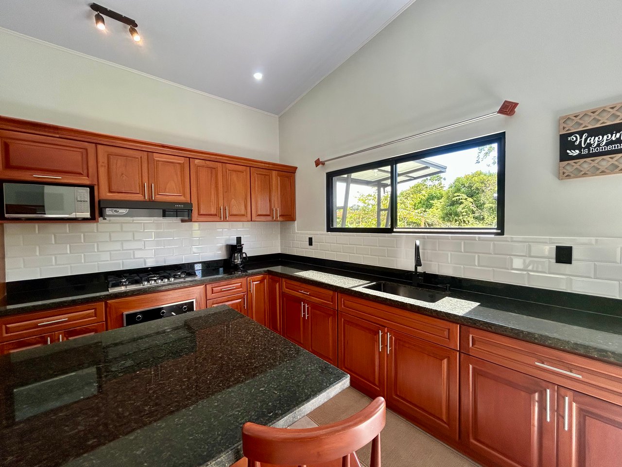 Brand New 2-Bed, 2-Bath Home in Coronado - Just 10 Minutes from Ojochal