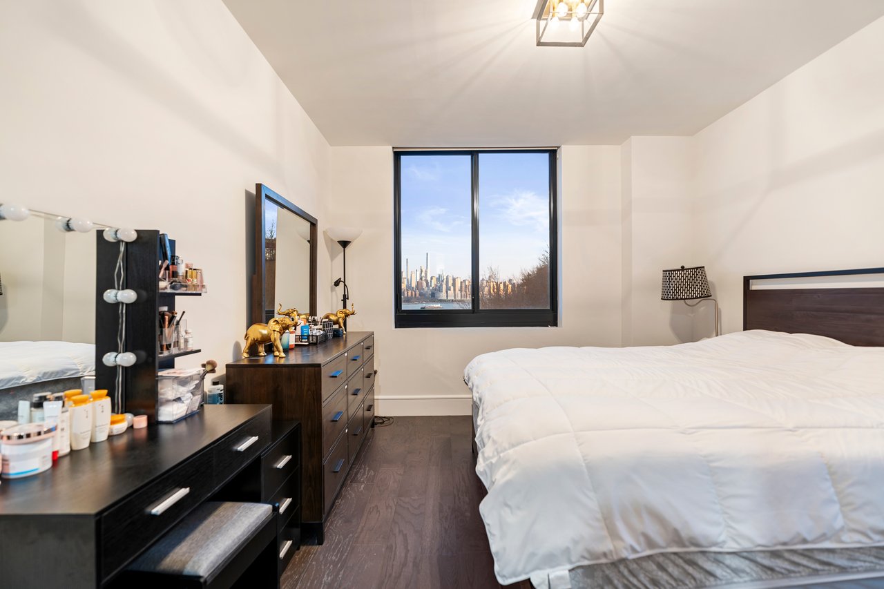 8701 Churchill Rd Unit 1401