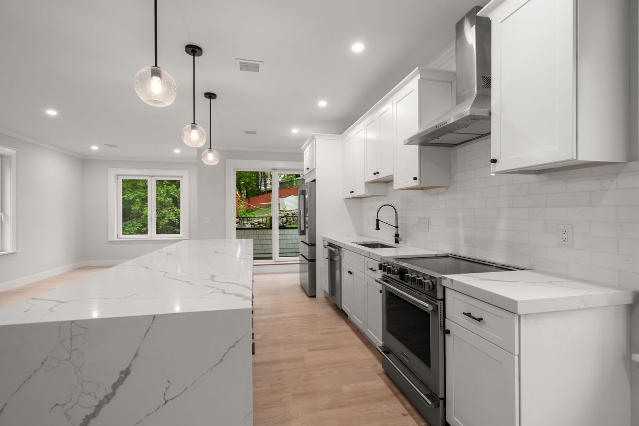 199-201 Copeland St. # 2