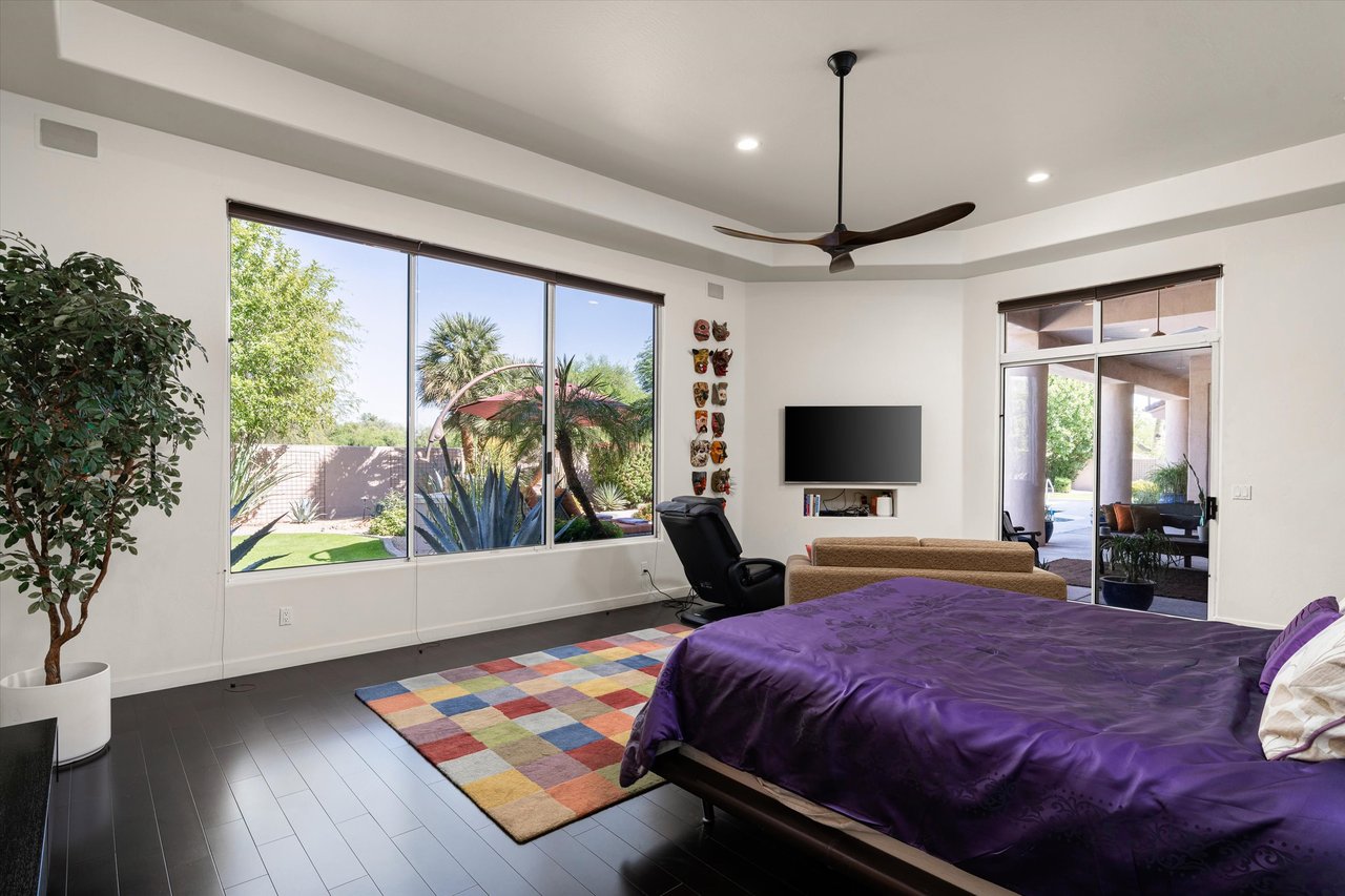 7124 E FOOTHILL Drive