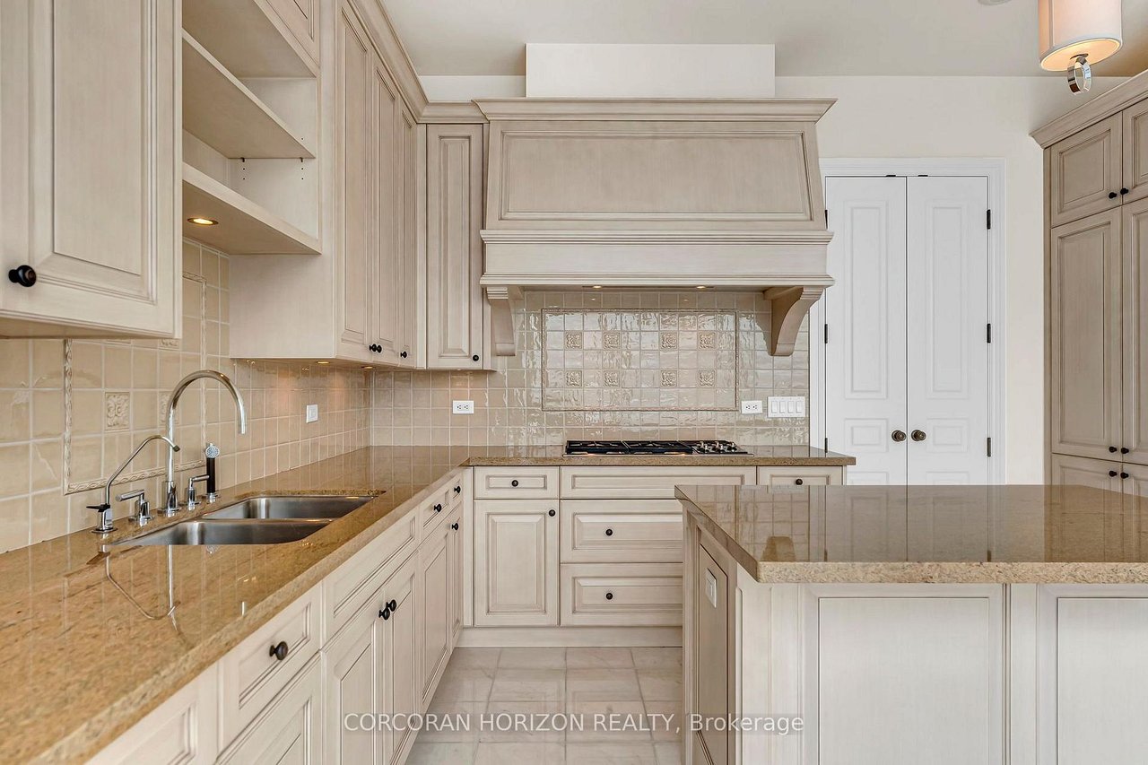 THE RITZ-CARLTON RESIDENCES FOR LEASE