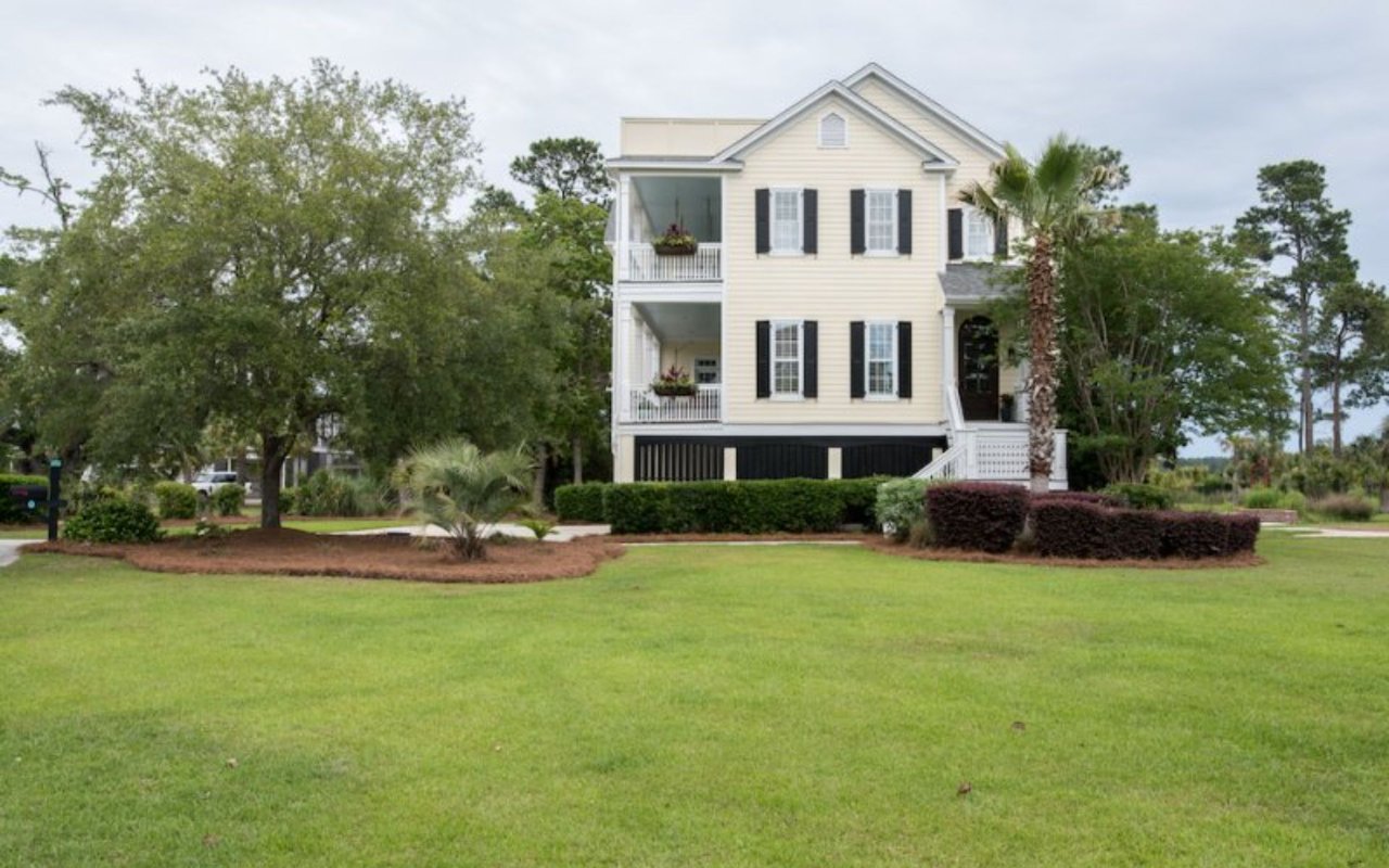 A Featured Listing – 206 Island Point Court