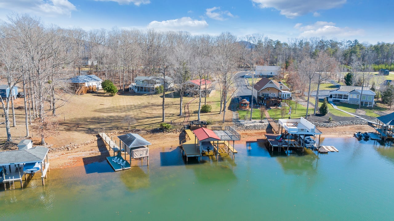 1111 Jefferson Dock RD