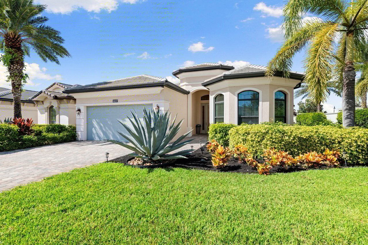 10137 Florence CIR, NAPLES