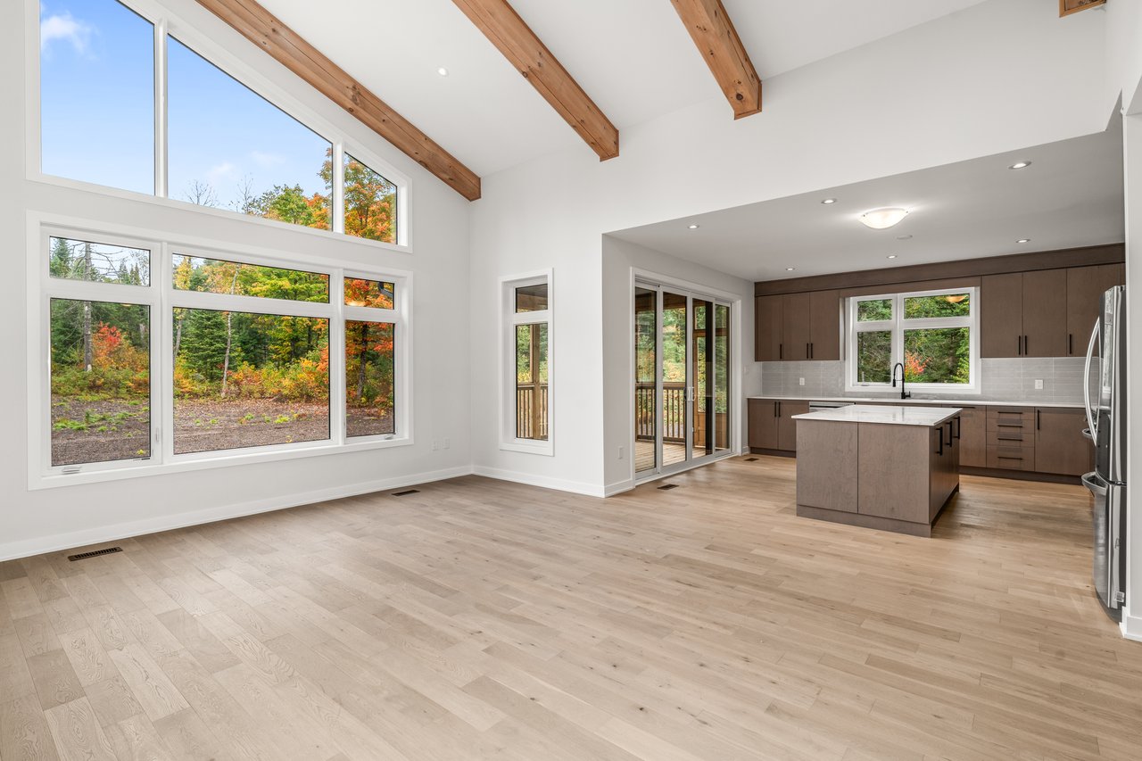 49 - 1053 GREENSVIEW DRIVE