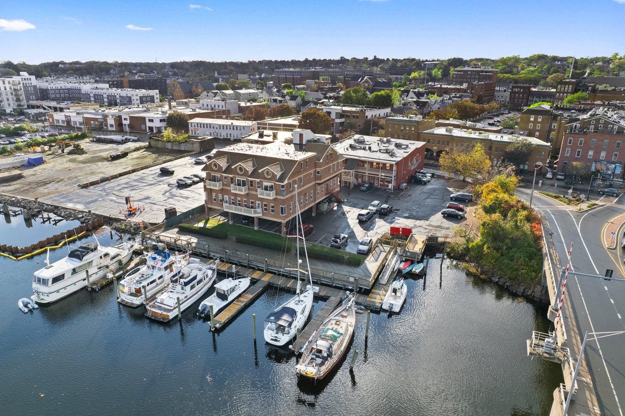 For Lease|SoNo Harbor Landing