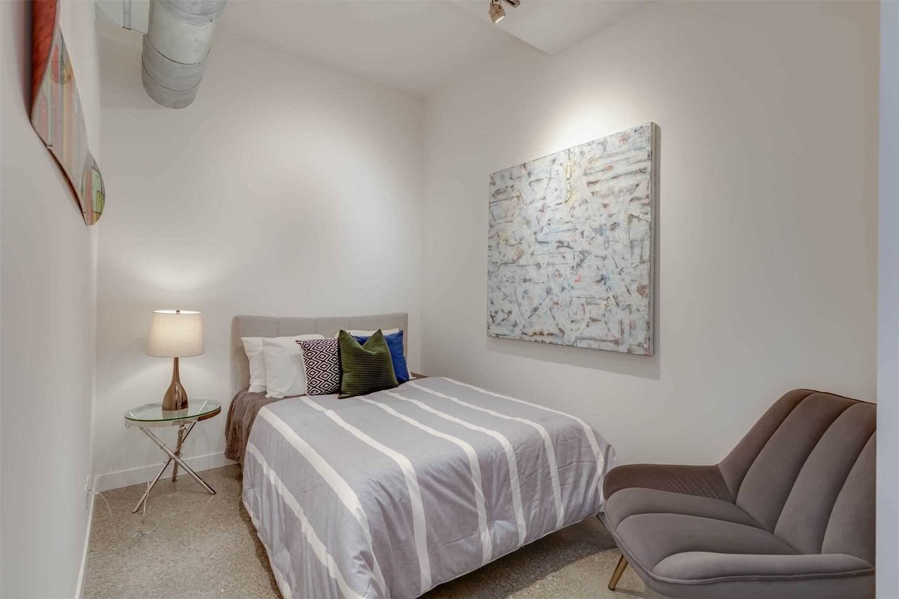 CORKTOWN DISTRICT LOFT