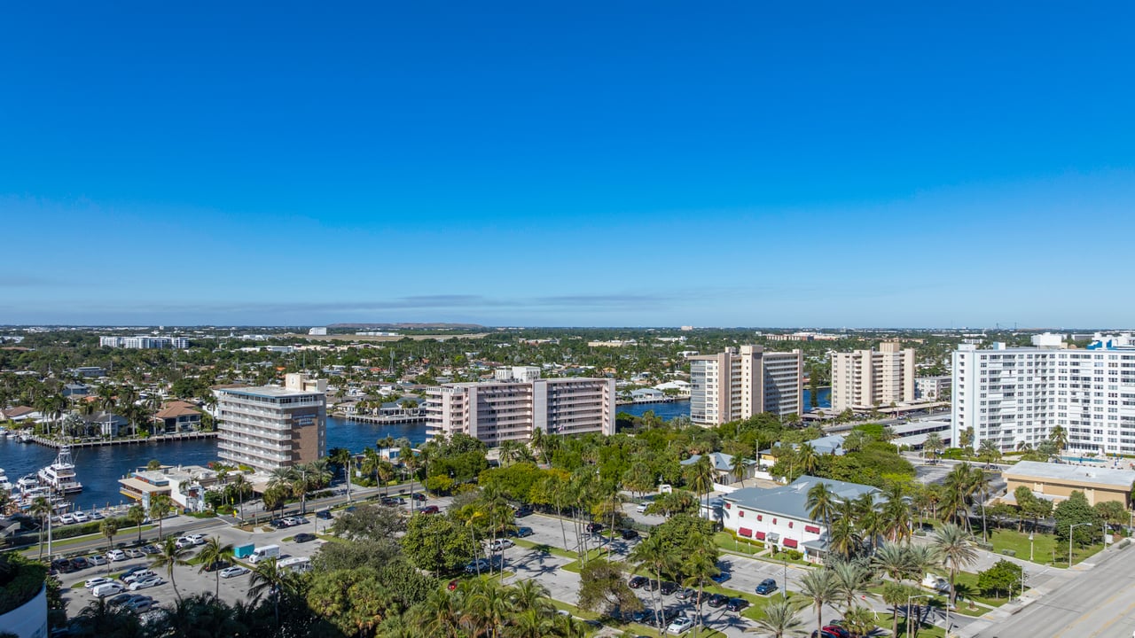 W Pompano Beach Hotel & Residences