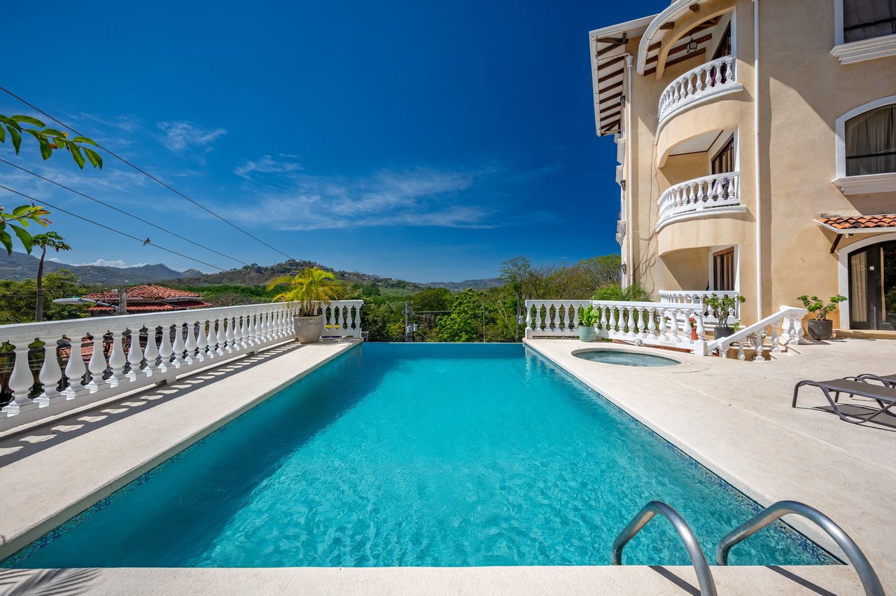 Flamingo Marina Real 4 | Walk to Beach & New Flamingo Marina