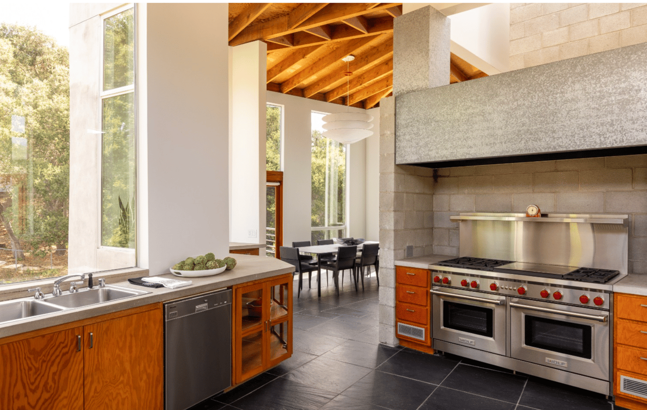 Frank O. Gehry, FAIA, Architect, The Sirmai-Peterson House, 1988