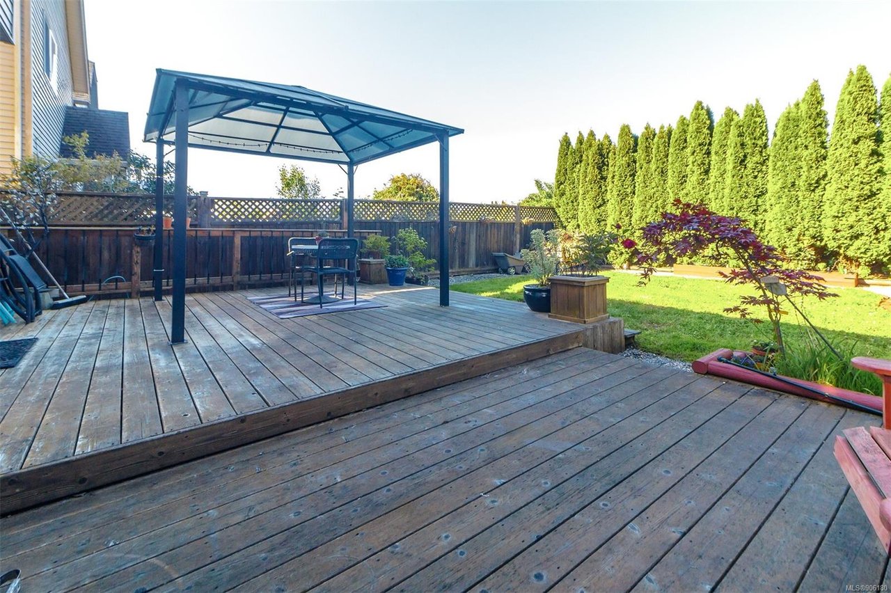 2074 Solent St, Sooke