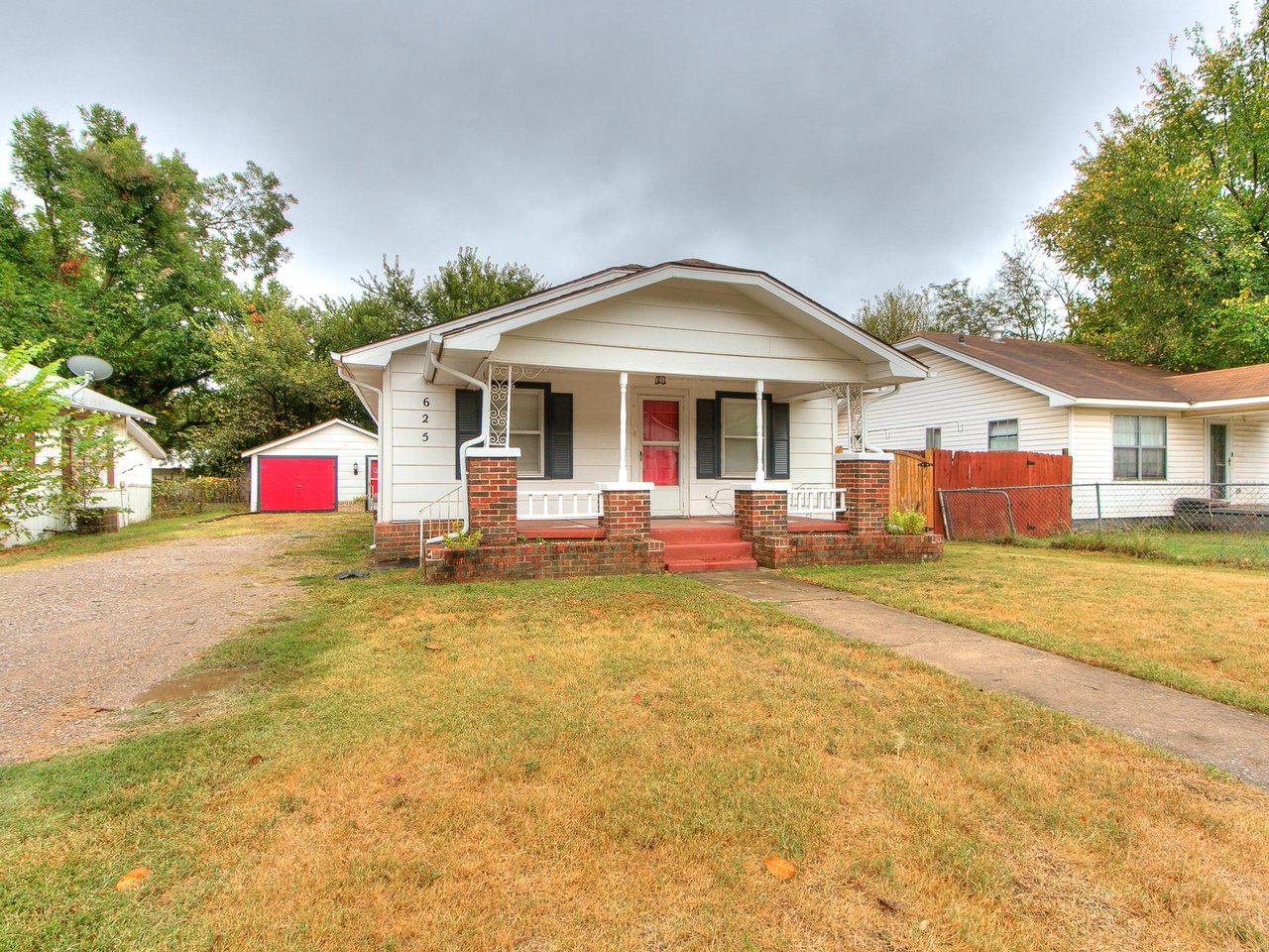 625 West Dewey Street